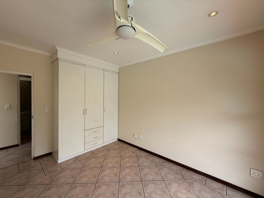 To Let 4 Bedroom Property for Rent in Caribbean Beach Club North West